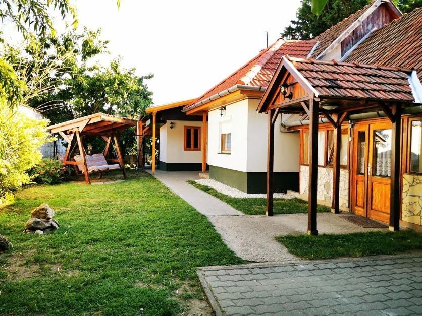 Tornacos Vendeghaz Apartment Eger Exterior photo